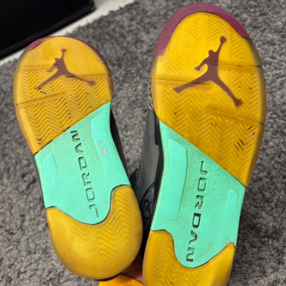 Nike Air Jordan Son Of Mars Bordeaux Size 7 Youth (512246-038) Pre-Owned - Picture 4 of 5